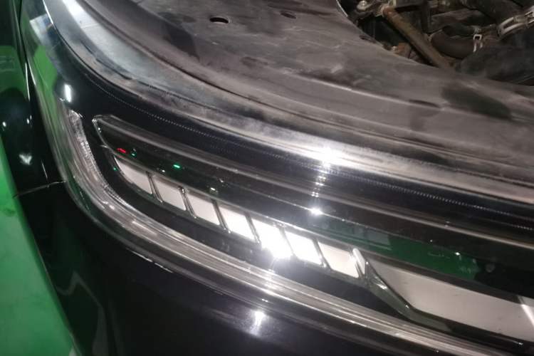 Used Honda Avancier 2017 240TURBO Two-Wheel Drive Premium Edition Right Front Headlight