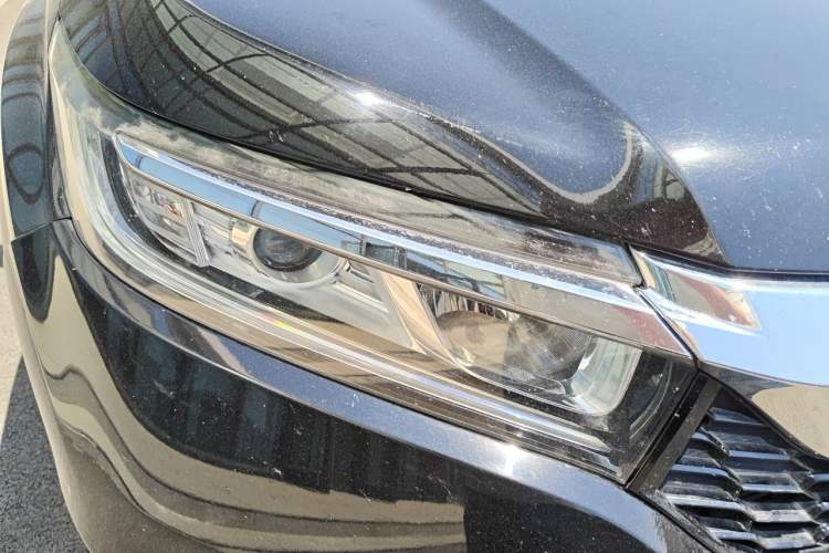 Used Honda Avancier 2017 240TURBO Two-Wheel Drive Elite Edition Right Front Headlight