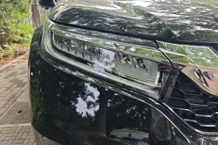 Used Honda Avancier 2017 240TURBO Two-Wheel Drive Premium Edition Right Front Headlight