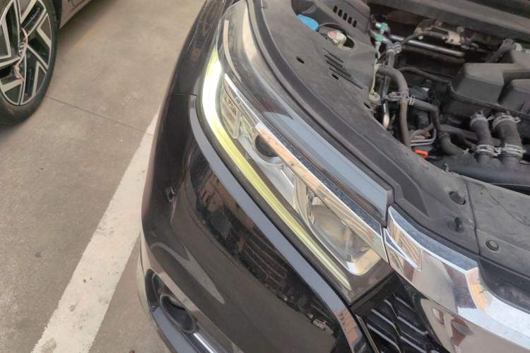 Used Honda Avancier 2017 240TURBO Two-Wheel Drive Luxury Edition Right Front Headlight