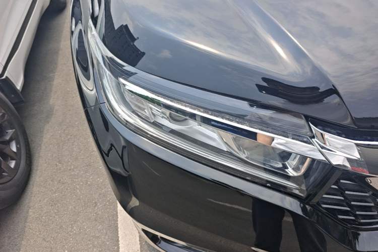 Used Honda Avancier 2017 240TURBO Two-Wheel Drive Luxury Edition Right Front Headlight