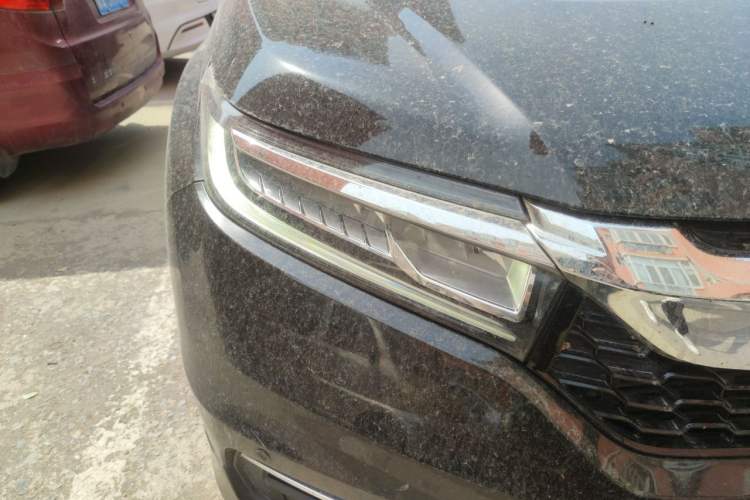 Used Honda Avancier 2017 240TURBO Two-Wheel Drive Premium Edition Right Front Headlight