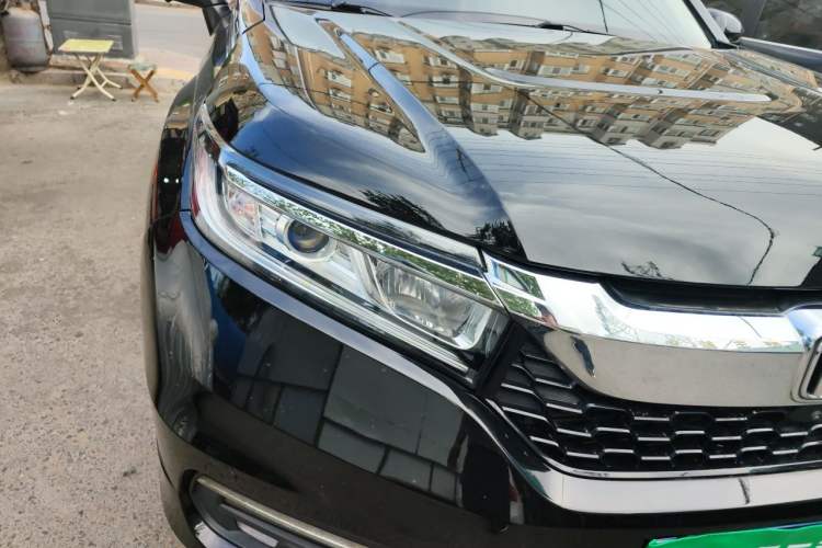 Used Honda Avancier 2017 240TURBO Two-Wheel Drive Elite Edition Right Front Headlight