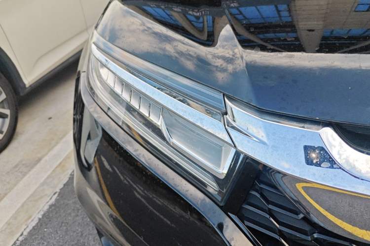 Used Honda Avancier 2017 370TURBO 2WD Luxury Edition Right Front Headlight