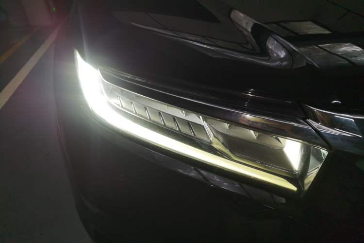 Used Honda Avancier 2017 370TURBO Four-Wheel Drive Prestige Edition Right Front Headlight