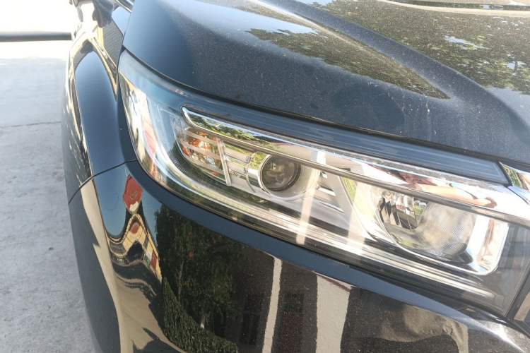 Used Honda Avancier 2017 240TURBO Two-Wheel Drive Luxury Edition Right Front Headlight