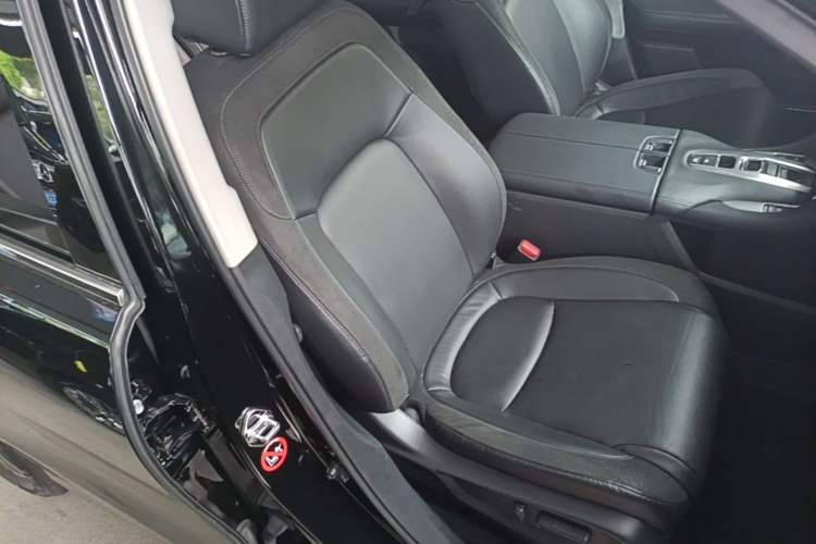 Used Honda Avancier 2017 370TURBO Four-Wheel Drive Prestige Edition Right Front Seat