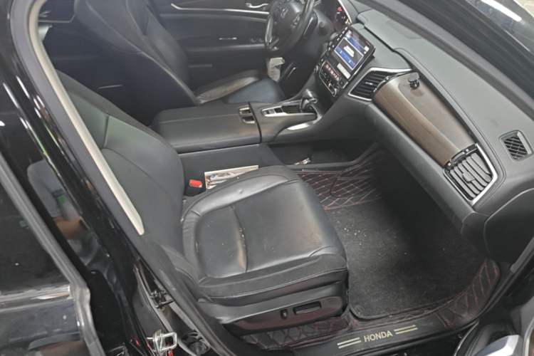 Used Honda Avancier 2017 240TURBO Two-Wheel Drive Comfort Version Right Front Seat