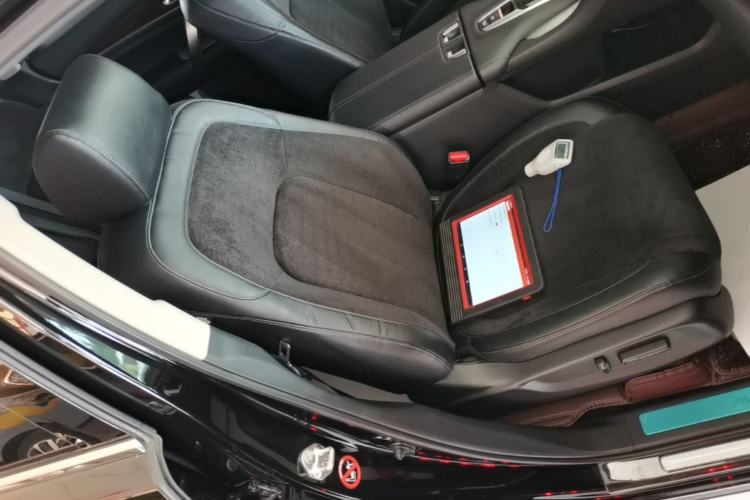 Used Honda Avancier 2017 240TURBO Two-Wheel Drive Elite Edition Right Front Seat