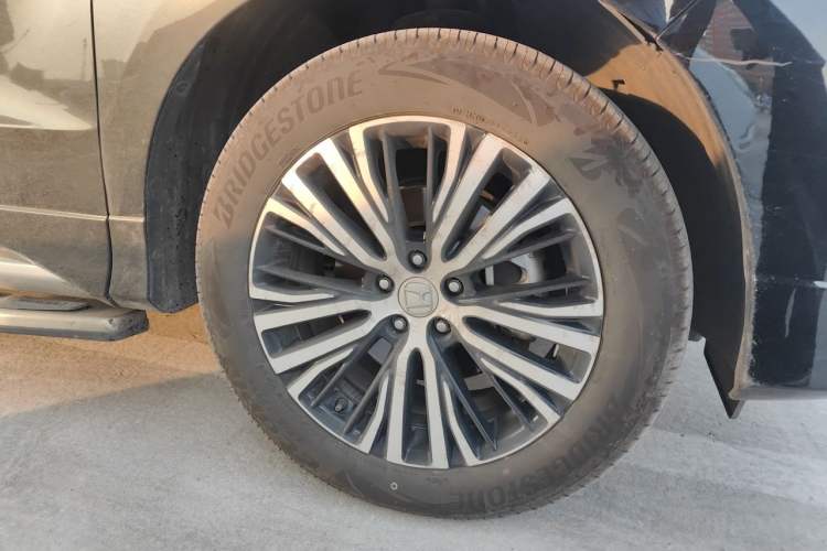 Used Honda Avancier 2017 370TURBO 2WD Luxury Edition Right Front Wheel Hub
