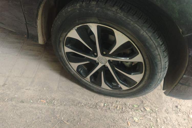 Used Honda Avancier 2017 240TURBO Two-Wheel Drive Premium Edition Right Front Wheel Hub