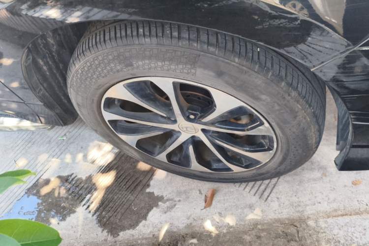Used Honda Avancier 2017 240TURBO Two-Wheel Drive Elite Edition Right Front Wheel Hub