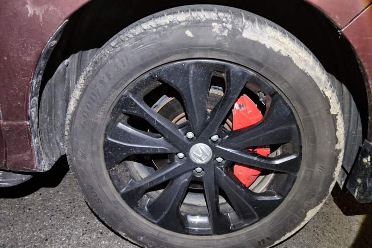 Used Honda Avancier 2017 240TURBO Two-Wheel Drive Comfort Version Right Front Wheel Hub