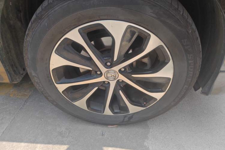 Used Honda Avancier 2017 240TURBO Two-Wheel Drive Comfort Version Right Front Wheel Hub