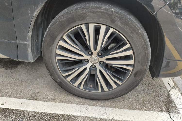 Used Honda Avancier 2017 370TURBO 2WD Luxury Edition Right Front Wheel Hub