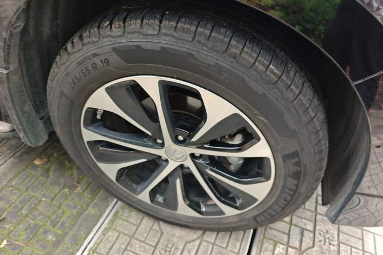 Used Honda Avancier 2017 240TURBO Two-Wheel Drive Premium Edition Right Front Wheel Hub