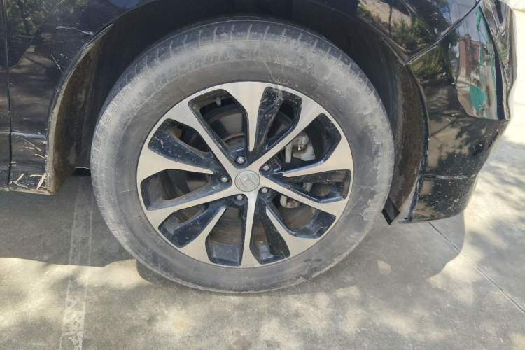 Used Honda Avancier 2017 240TURBO Two-Wheel Drive Elite Edition Right Front Wheel Hub