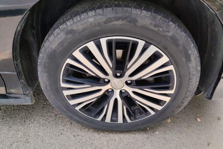 Used Honda Avancier 2017 370TURBO 2WD Luxury Edition Right Front Wheel Hub