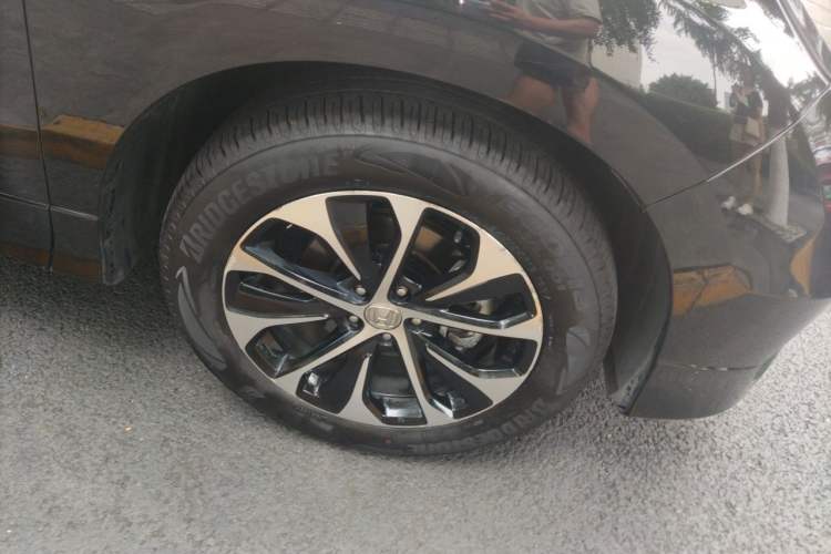 Used Honda Avancier 2017 240TURBO Two-Wheel Drive Premium Edition Right Front Wheel Hub