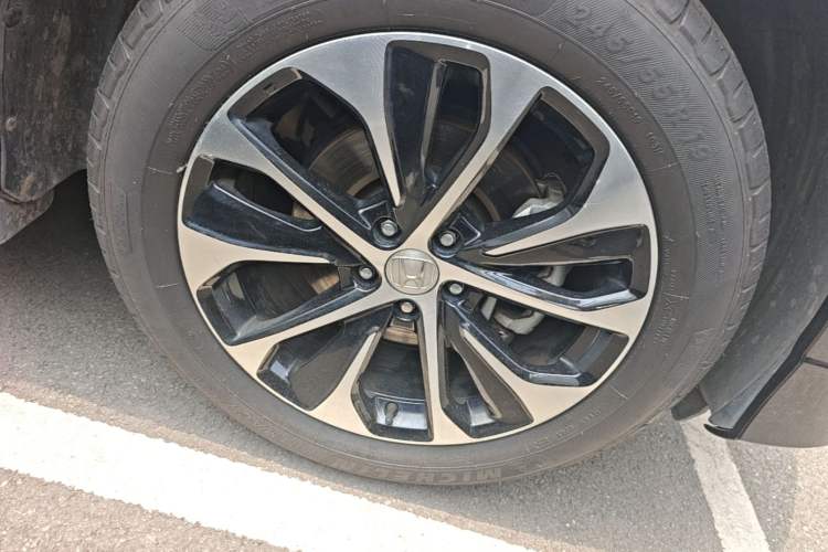 Used Honda Avancier 2017 240TURBO Two-Wheel Drive Luxury Edition Right Front Wheel Hub