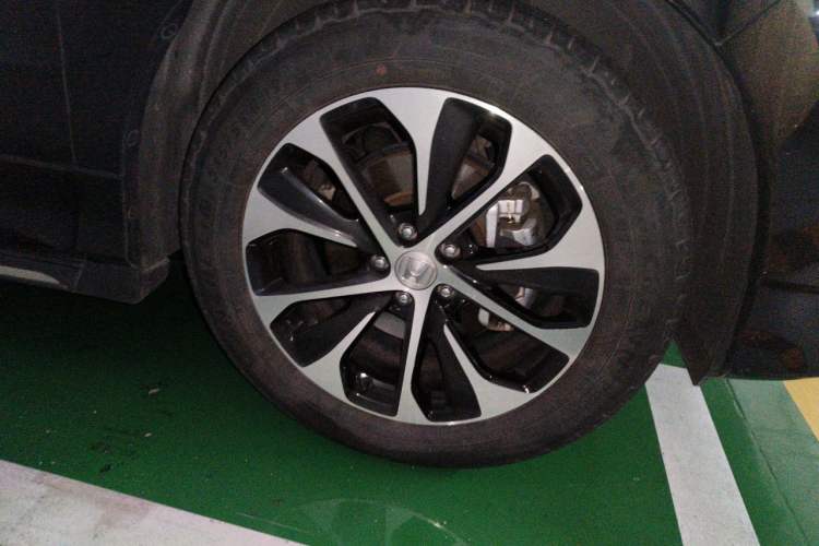 Used Honda Avancier 2017 240TURBO Two-Wheel Drive Luxury Edition Right Front Wheel Hub