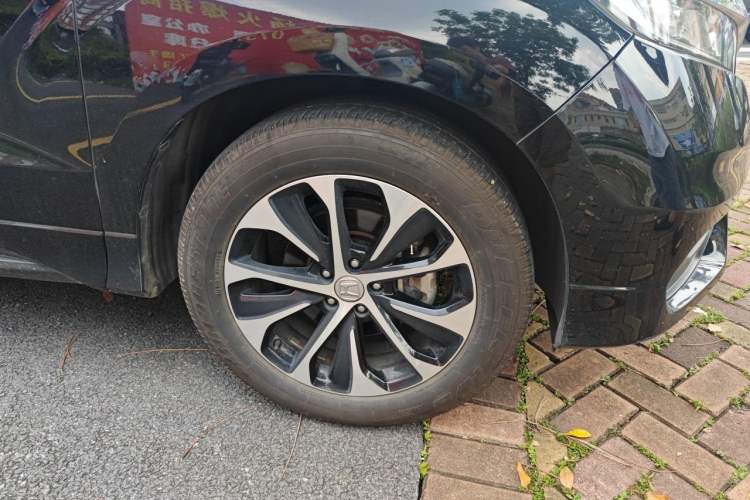 Used Honda Avancier 2017 240TURBO Two-Wheel Drive Comfort Version Right Front Wheel Hub