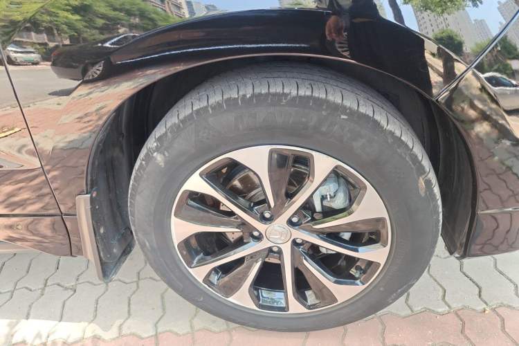 Used Honda Avancier 2017 240TURBO Two-Wheel Drive Premium Edition Right Front Wheel Hub