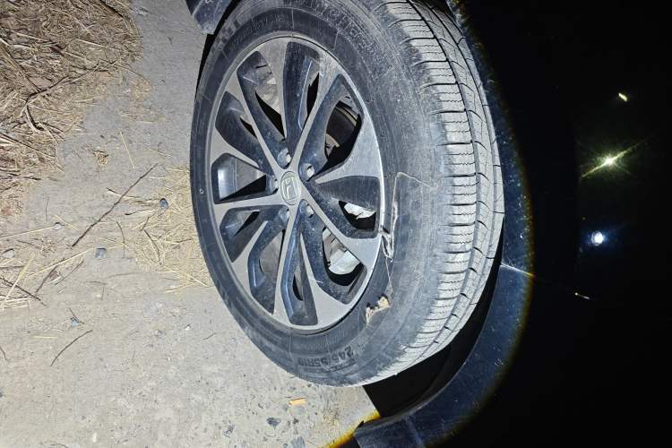 Used Honda Avancier 2017 240TURBO Two-Wheel Drive Luxury Edition Right Front Wheel Hub