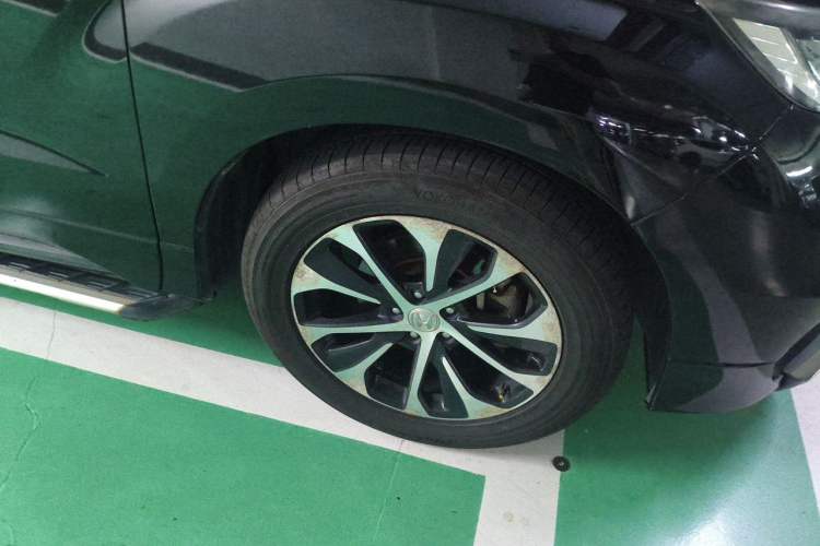 Used Honda Avancier 2017 240TURBO Two-Wheel Drive Premium Edition Right Front Wheel Hub