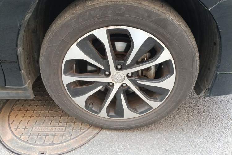 Used Honda Avancier 2017 240TURBO Two-Wheel Drive Comfort Version Right Front Wheel Hub