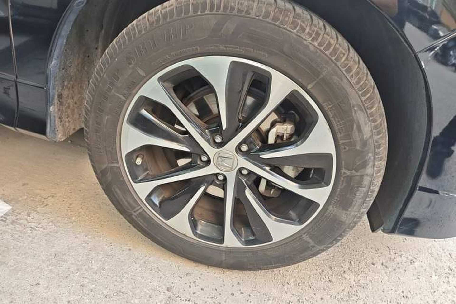 Used Honda Avancier 2017 240TURBO Two-Wheel Drive Luxury Edition Right Front Wheel Hub
