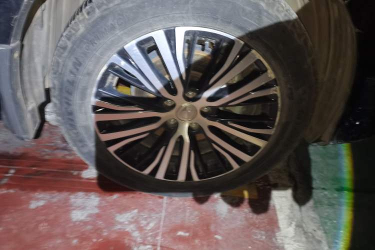 Used Honda Avancier 2017 370TURBO 2WD Luxury Edition Right Front Wheel Hub