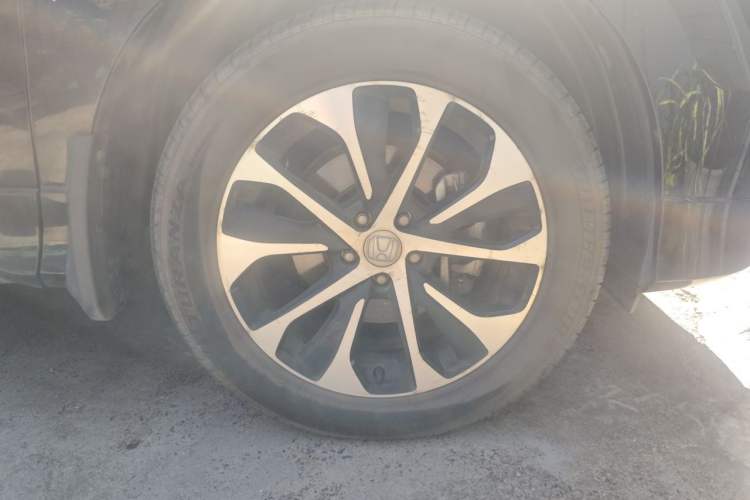Used Honda Avancier 2017 240TURBO Two-Wheel Drive Elite Edition Right Front Wheel Hub