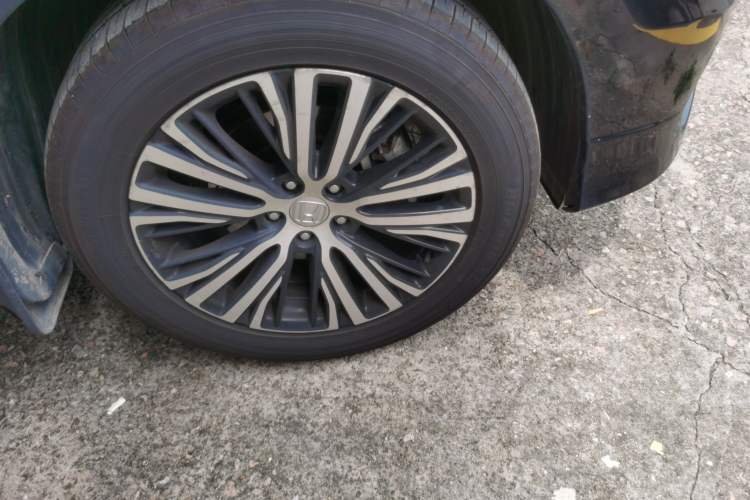 Used Honda Avancier 2017 370TURBO 2WD Luxury Edition Right Front Wheel Hub