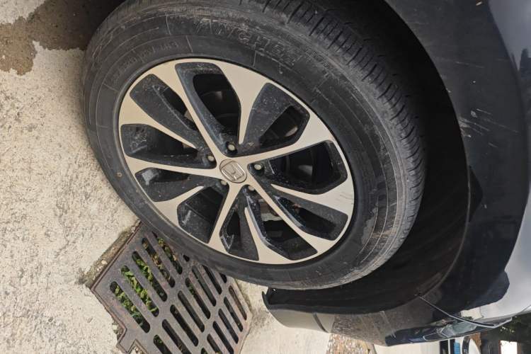 Used Honda Avancier 2017 240TURBO Two-Wheel Drive Comfort Version Right Front Wheel Hub