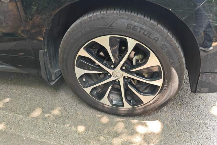 Used Honda Avancier 2017 240TURBO Two-Wheel Drive Luxury Edition Right Front Wheel Hub