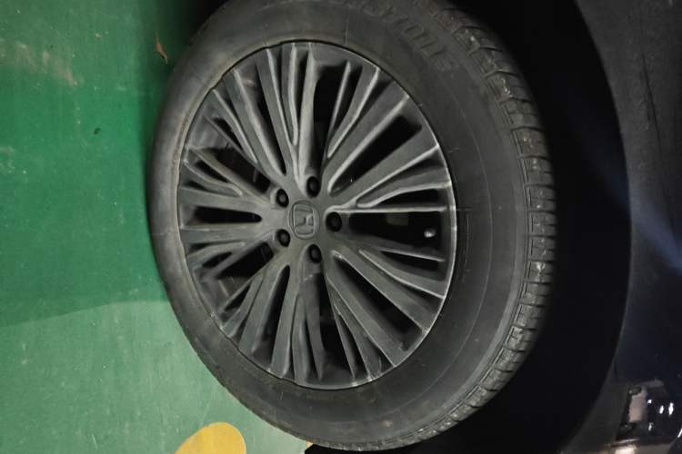 Used Honda Avancier 2017 370TURBO 2WD Luxury Edition Right Front Wheel Hub