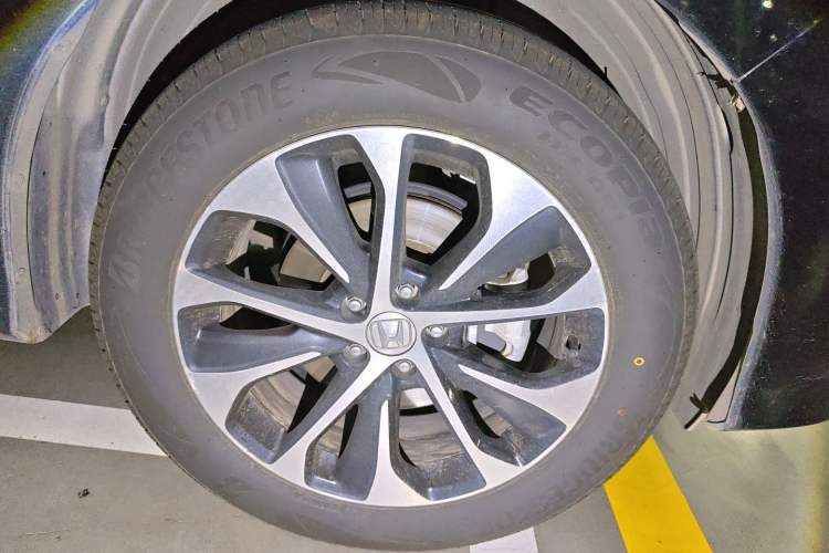 Used Honda Avancier 2017 240TURBO Two-Wheel Drive Luxury Edition Right Front Wheel Hub