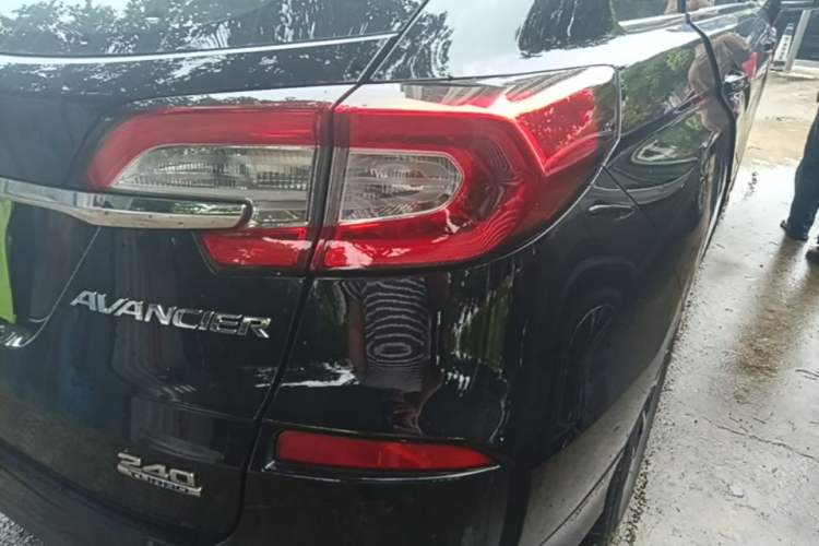 Used Honda Avancier 2017 240TURBO Two-Wheel Drive Elite Edition Right Rear Taillight