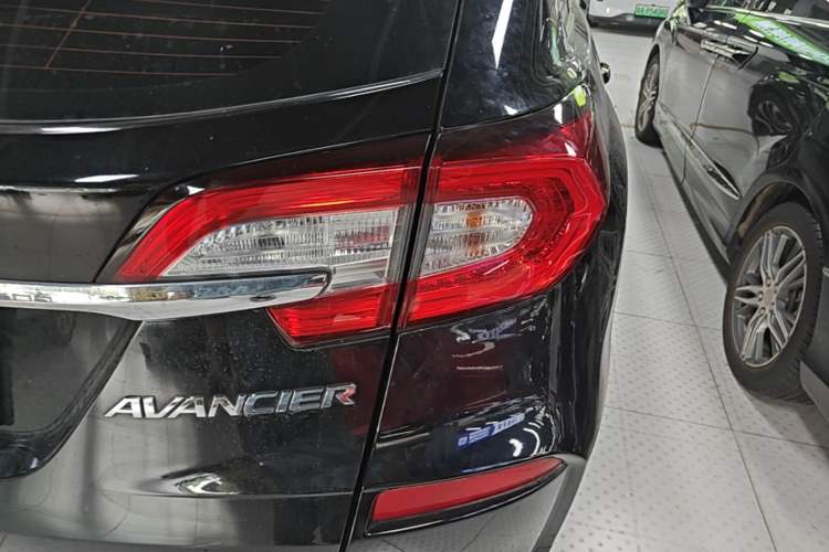 Used Honda Avancier 2017 240TURBO Two-Wheel Drive Comfort Version Right Rear Taillight