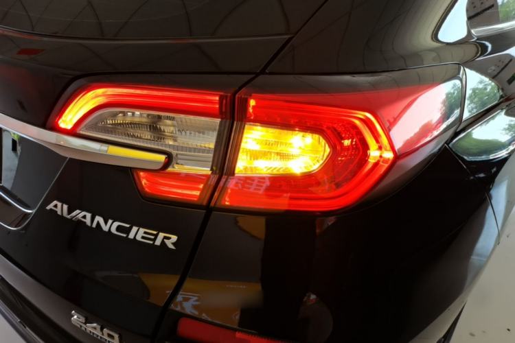 Used Honda Avancier 2017 240TURBO Two-Wheel Drive Elite Edition Right Rear Taillight