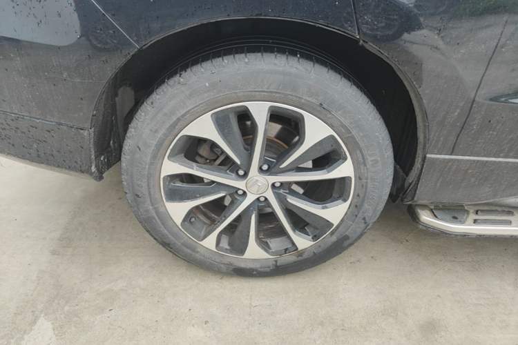 Used Honda Avancier 2017 240TURBO Two-Wheel Drive Comfort Version Right Rear Wheel Hub
