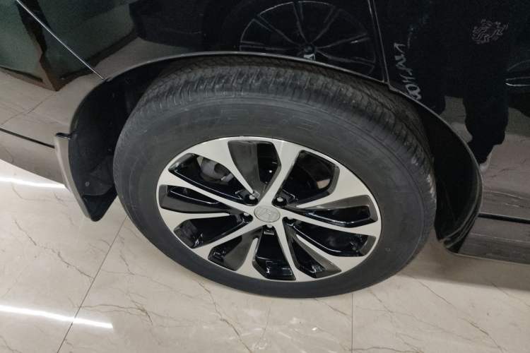 Used Honda Avancier 2017 240TURBO Two-Wheel Drive Premium Edition Right Rear Wheel Hub