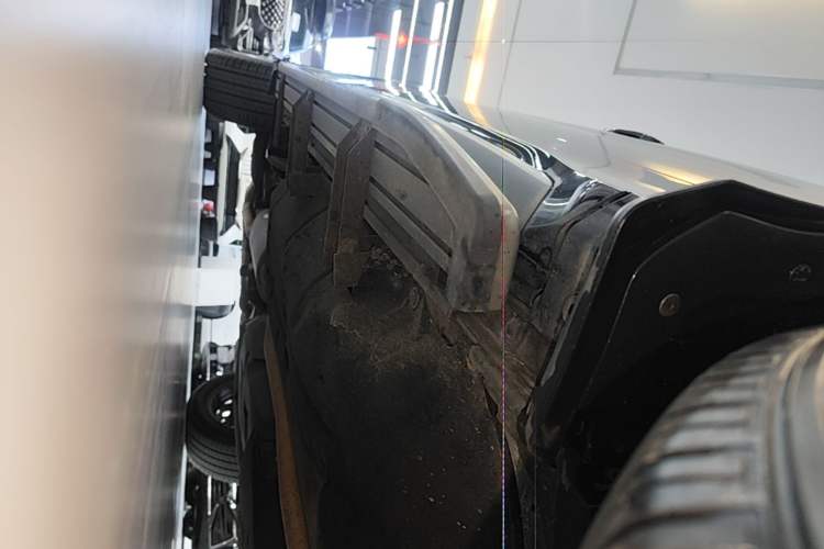 Used Honda Avancier 2017 240TURBO Two-Wheel Drive Premium Edition Right Side Sill