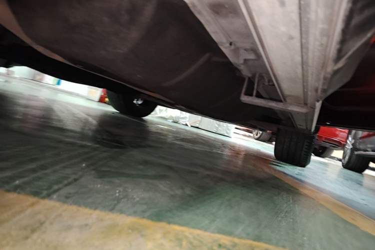 Used Honda Avancier 2017 240TURBO Two-Wheel Drive Premium Edition Right Side Sill