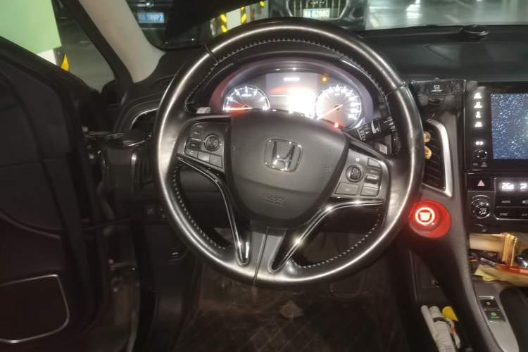 Used Honda Avancier 2017 240TURBO Two-Wheel Drive Luxury Edition Steering Wheel