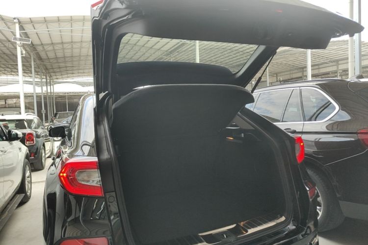 Used Honda Avancier 2017 240TURBO Two-Wheel Drive Premium Edition Trunk