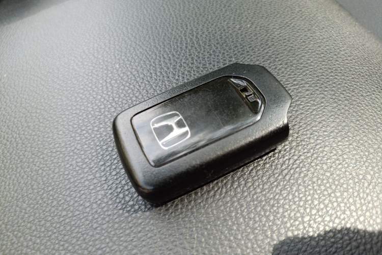 Used Honda Avancier 2017 240TURBO Two-Wheel Drive Premium Edition Vehicle Key