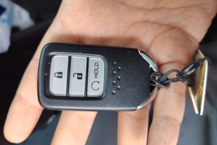 Used Honda Avancier 2017 240TURBO Two-Wheel Drive Elite Edition Vehicle Key
