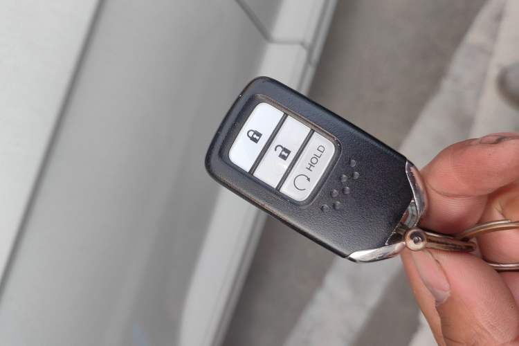 Used Honda Avancier 2017 240TURBO Two-Wheel Drive Luxury Edition Vehicle Key